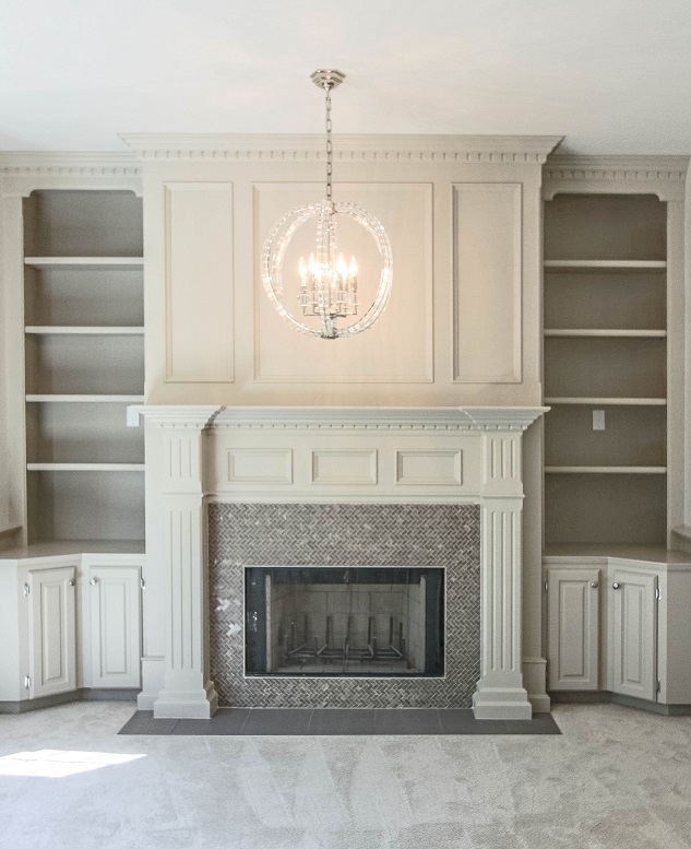 Featured Image INSPIRED ELEGANCE - A new life to a very traditional office fireplace.